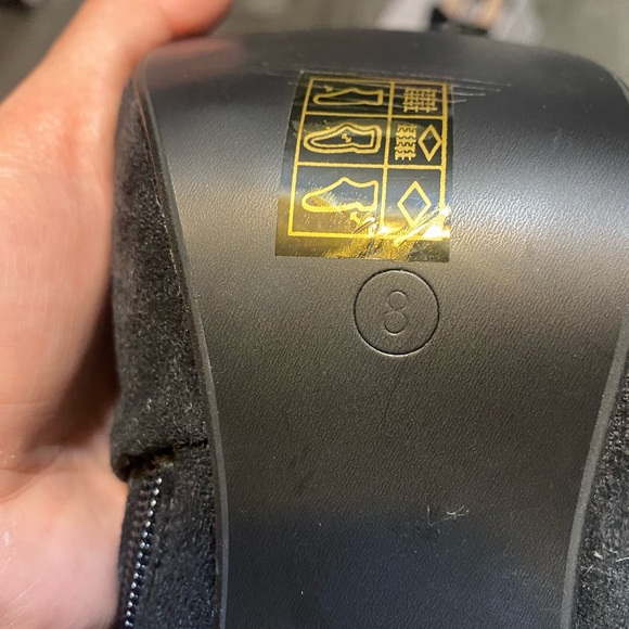 Le chateau heels - Picture 3 of 4